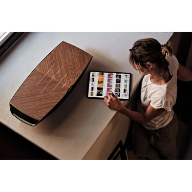 Активна акустична система Sonus Faber Omnia Walnut