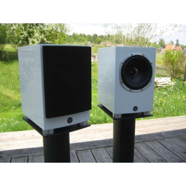 Полочна акустика Fyne Audio F500SP Piano Gloss White