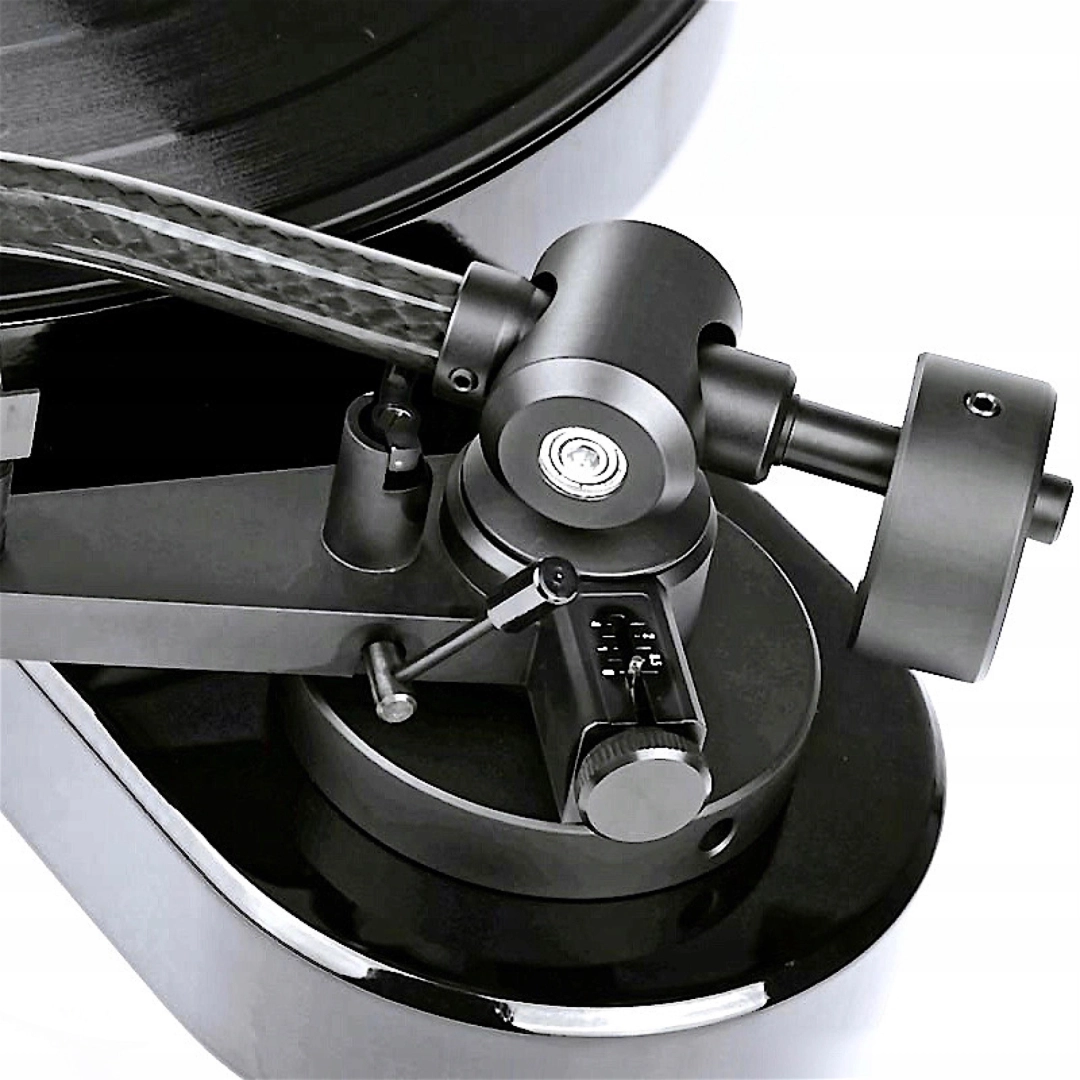 Програвач вінілових платівок Pro-Ject RPM 3 Carbon 2M-Silver Piano Програвач вінілових платівок Pro-Ject RPM 3 Carbon 2M-Silver Piano