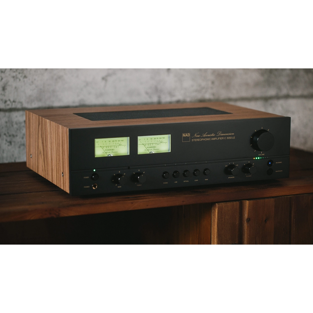 Стерео підсилювач NAD C 3050 Stereo Integrated Amplifier Стерео підсилювач NAD C 3050 Stereo Integrated Amplifier