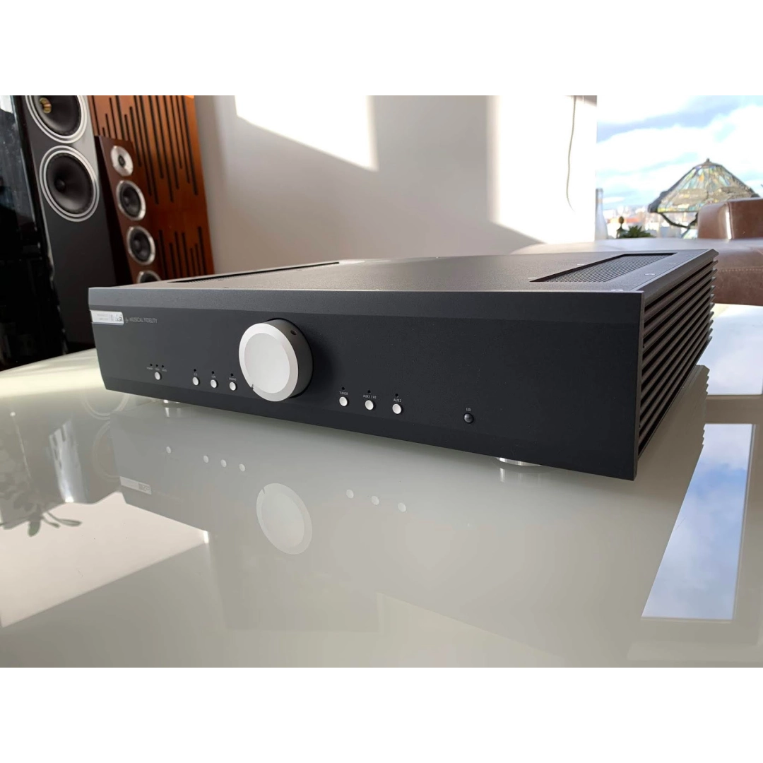 Стерео-підсилювач (інтегральний) Musical Fidelity M5Si Black Стерео-підсилювач (інтегральний) Musical Fidelity M5Si Black