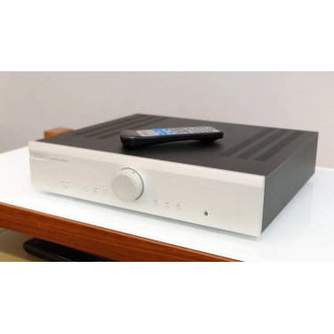 Стерео-підсилювач (інтегральний) Musical Fidelity M2si Silver