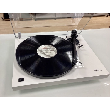 Програвач вінілових платівок Music Hall MMF-2.3 White Spirit/MM/еліпт/Pro-Ject 8.6