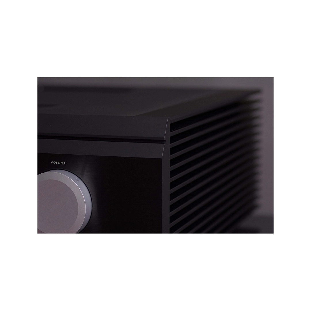 Стерео-підсилювач (інтегральний) Musical Fidelity NuVista 600 Black Стерео-підсилювач (інтегральний) Musical Fidelity NuVista 600 Black