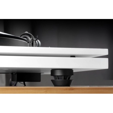 Програвач вінілових платівок Music Hall MMF-3.3 White 2m-red/MM/еліпт/карбон/78