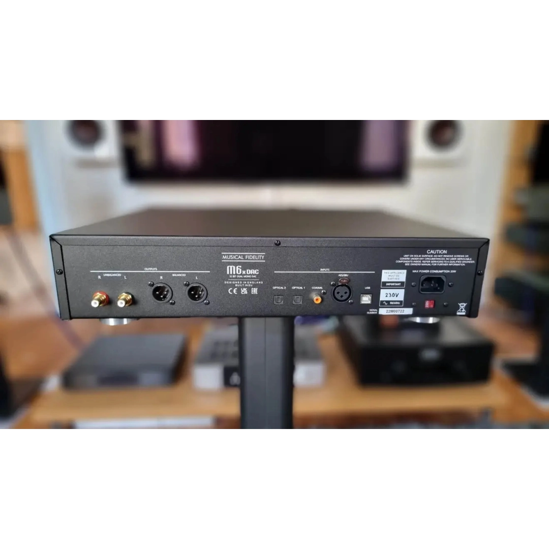 Перетворювач цифро-аналоговий (ЦАП) Musical Fidelity M6x DAC Black