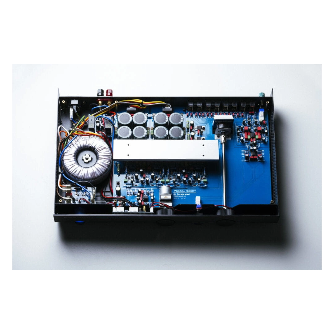 Стерео-підсилювач (інтегральний) Musical Fidelity A1 Black