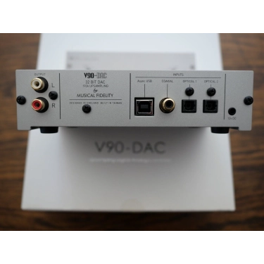 Перетворювач цифро-аналоговий (ЦАП) Musical Fidelity V90-DAC Silver