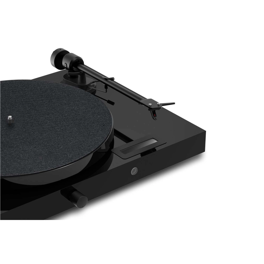 Програвач вінілових платівок Pro-Ject Juke Box E1 OM5e Piano