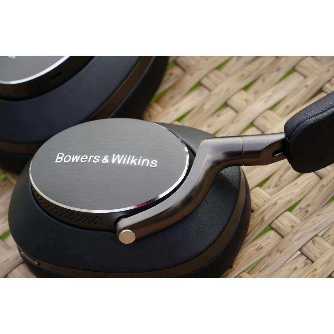 Бездротові навушники Bowers & Wilkins PX 8 Black