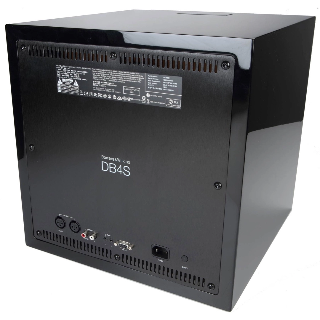 Сабвуфер Bowers & Wilkins DB4S Gloss Black