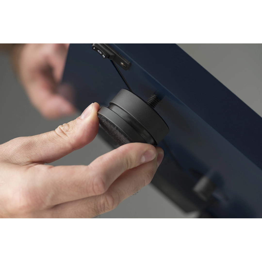 Програвач вінілових платівок Pro-Ject Debut Carbon EVO 2M-Red Satin Blue Програвач вінілових платівок Pro-Ject Debut Carbon EVO 2M-Red Satin Blue