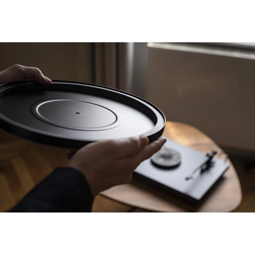 Програвач вінілових платівок Pro-Ject Debut Carbon EVO 2M-Red Satin Blue Програвач вінілових платівок Pro-Ject Debut Carbon EVO 2M-Red Satin Blue