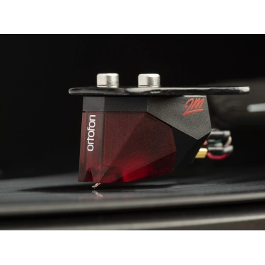 Програвач вінілових платівок Pro-Ject Debut Carbon EVO 2M-Red High Gloss Red
